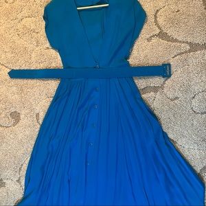 Vintage ‘80s-90’s Dress, shoulder pads, fitted waist w belt, full pleated skirt
